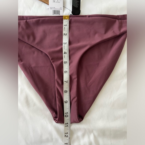 Volcom Simply Seamless Hipster Bikini Bottom Size 12 W Eggplant Purple NWT XL - Picture 5 of 8